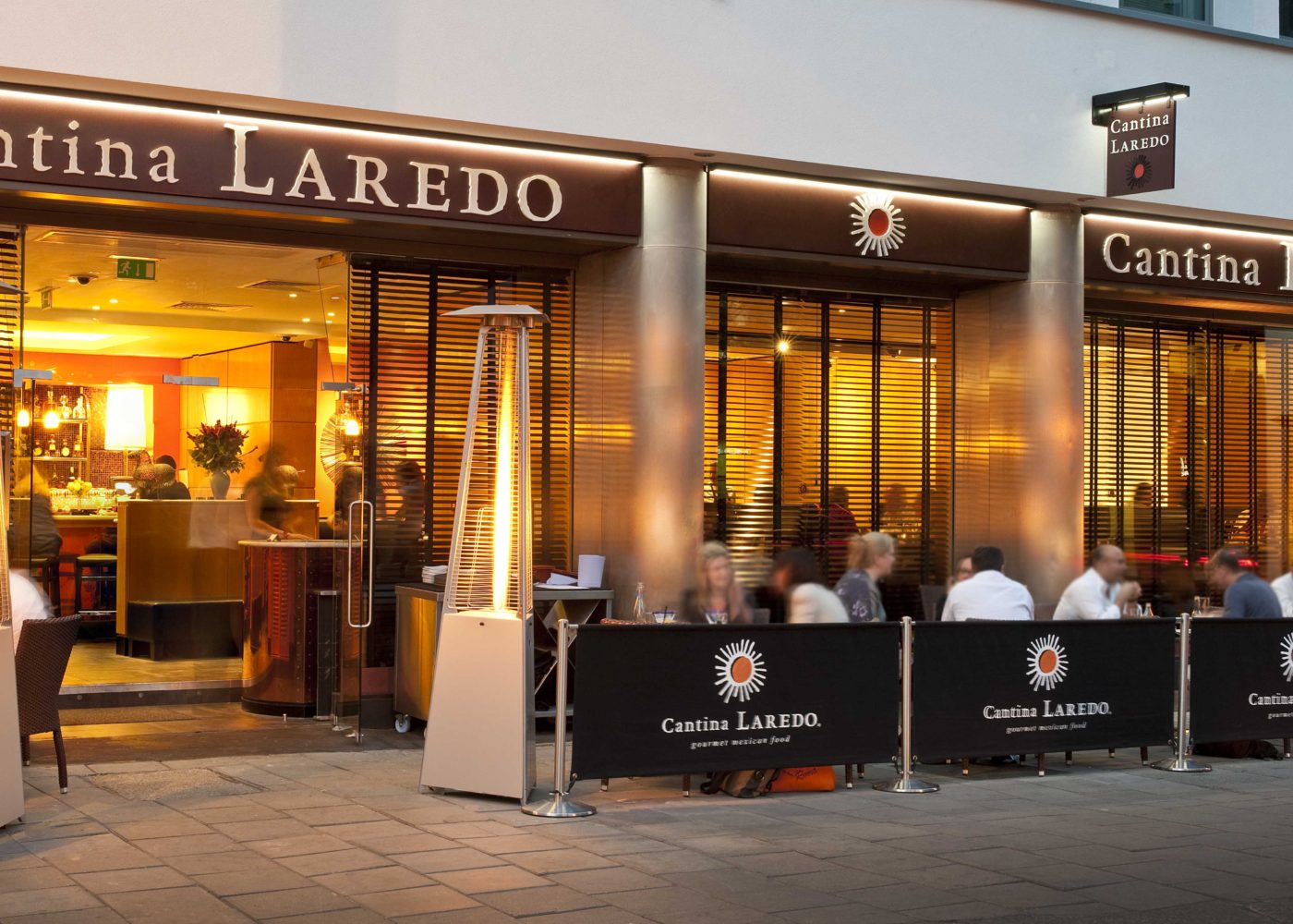3359-Cantina Laredo-30-06-10