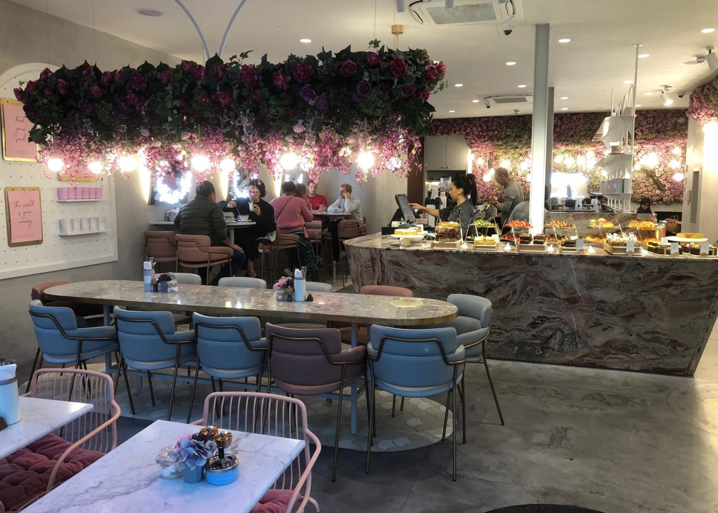 Elan-Cafe-Photo-1