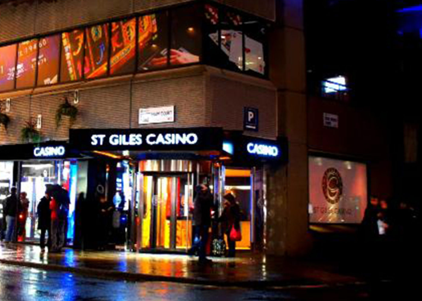casino-entrance-just