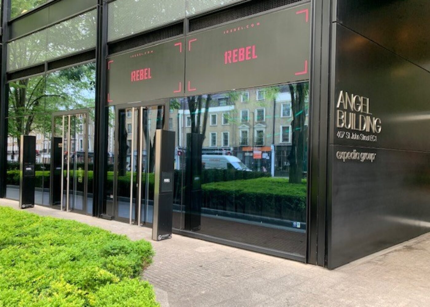 1Rebel Angel