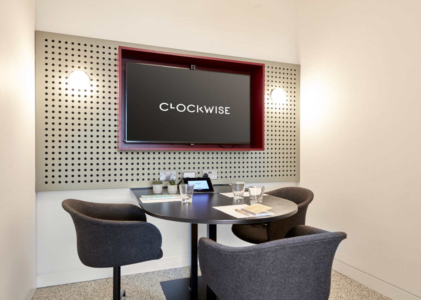 Clockwise_Cardiff_ZoomRoom_4